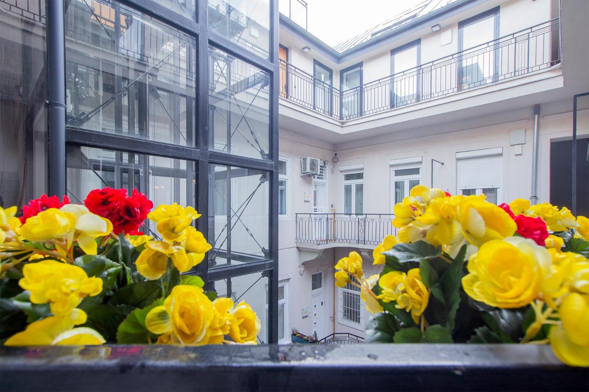Kalvin 2Bdr Apartment With Ac Budapeszt Zewnętrze zdjęcie